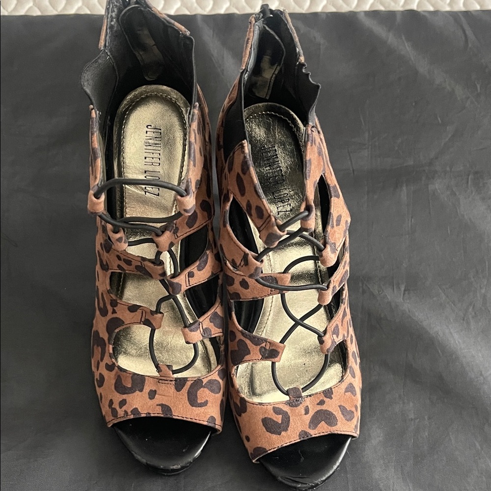 Jennifer Lopez Brown Leopard Heels